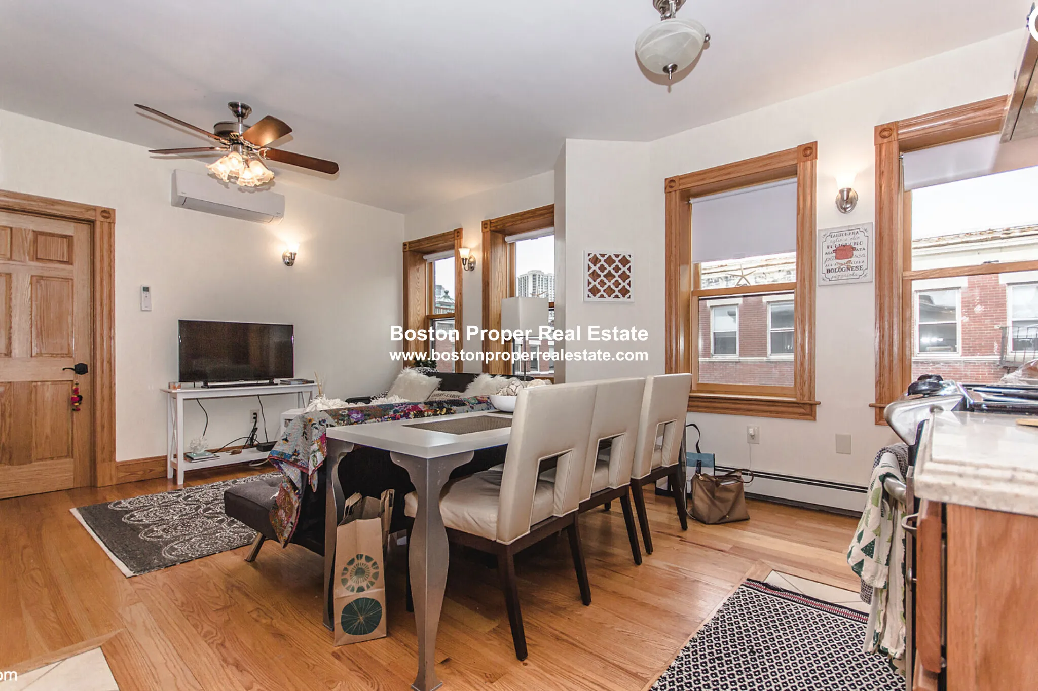 60 Phillips St, Beacon Hill