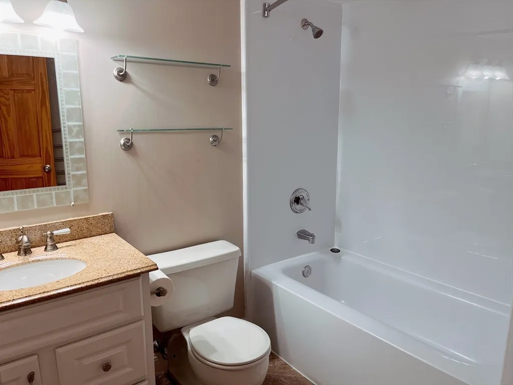 15 North Beacon St, Brighton