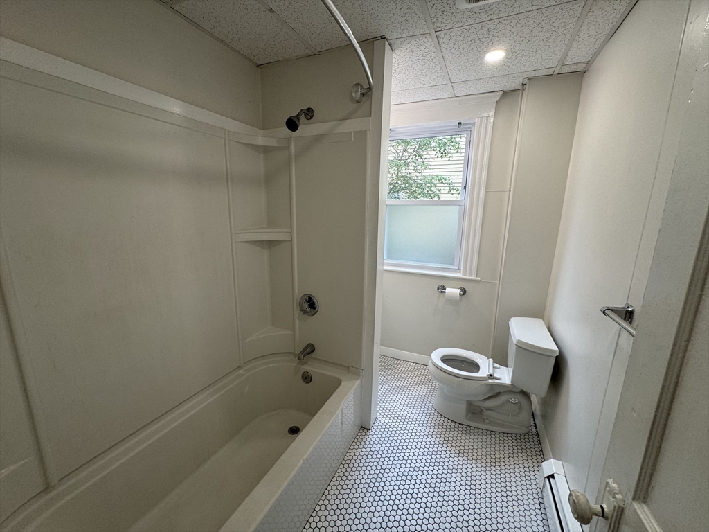 8 Glendale St, Salem