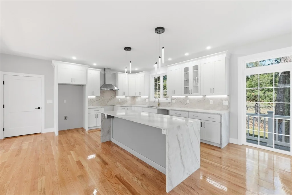 4 Barrows Rd, Worcester