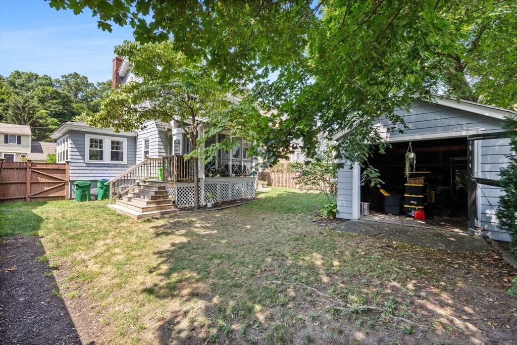 11 Pkwa, North Medford