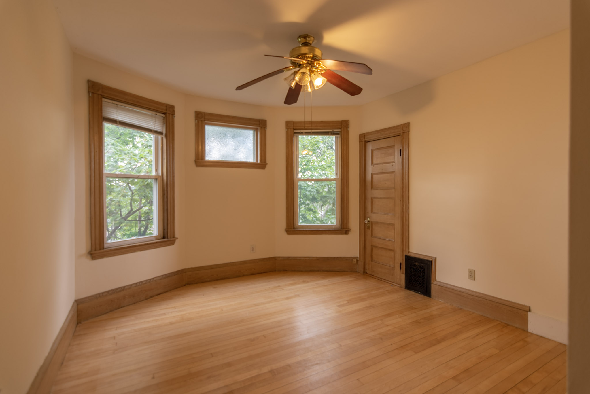 3 Parker Hill Ter, Mission Hill