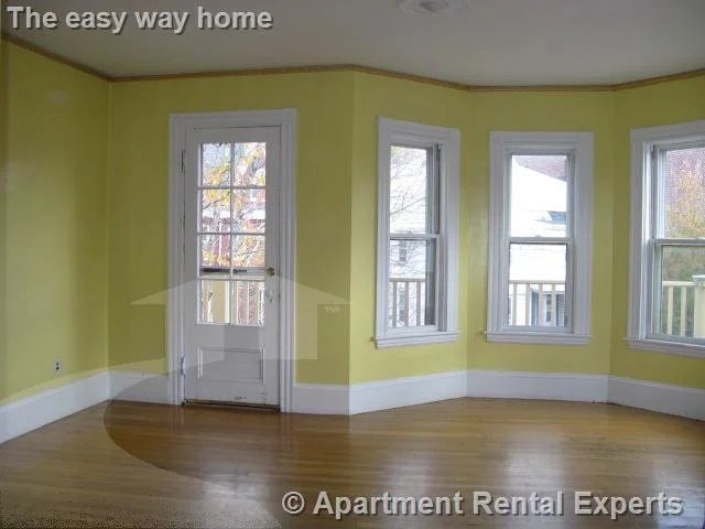 30 Elm St, Porter Square