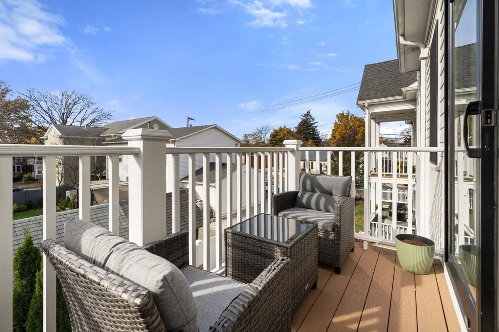 30 Park St, Fields Corner East