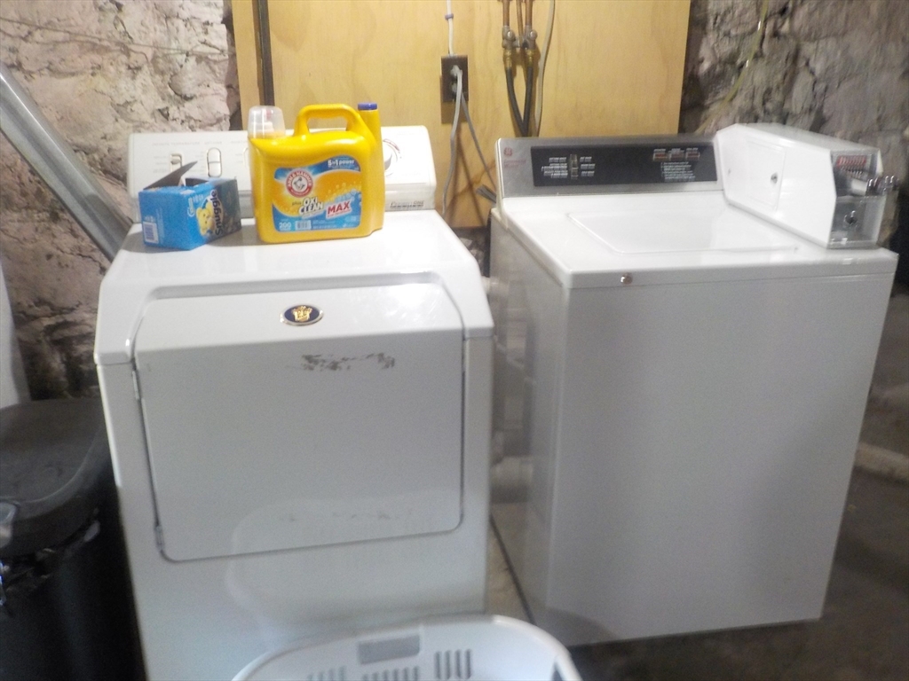 578 Trapelo Rd, Belmont