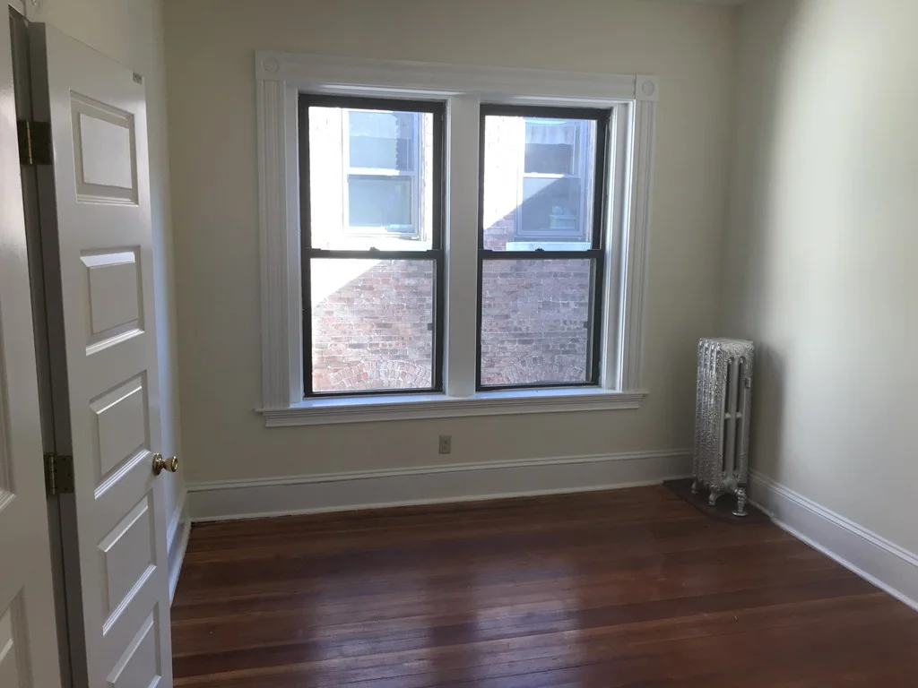 1469 Beacon St, Coolidge Corner