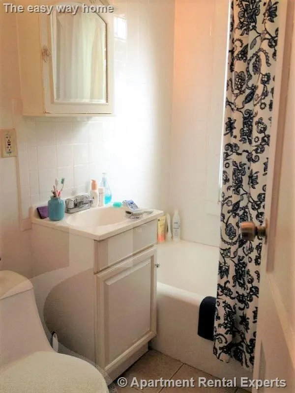 148 Fifth St, East Cambridge