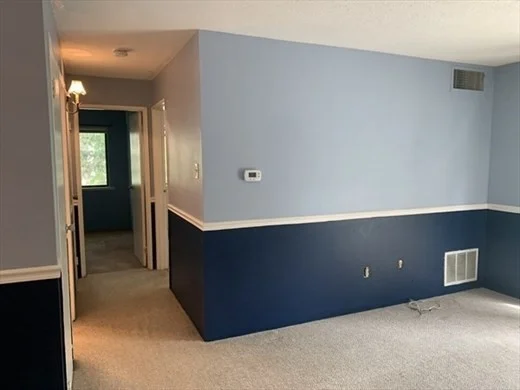 1 Village Way, Natick