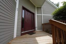 65 Bayberry Ln, Dartmouth