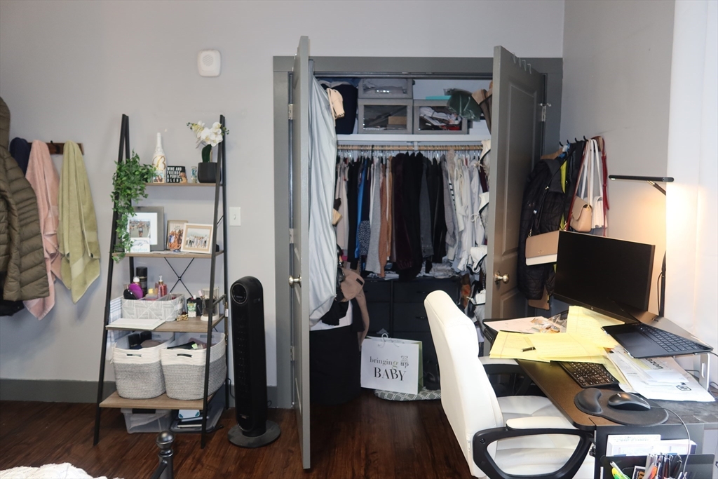 870 E 5th, South Boston