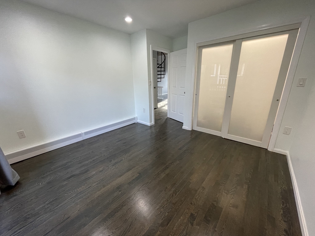 285 Dorchester St, South Boston