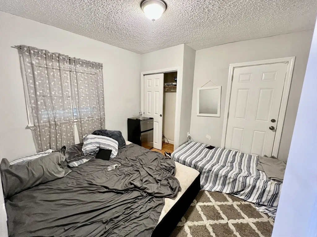 227 Everett St, East Boston