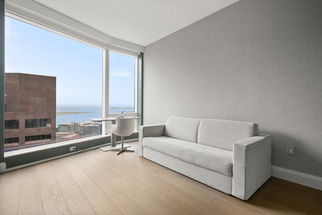 240 Devonshire St, Downtown