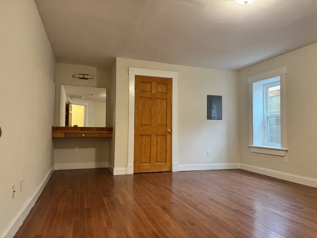 15 Hamilton St, Southbridge