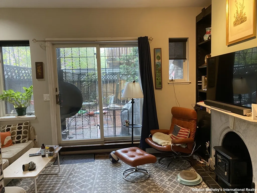 36 Dartmouth St, South End