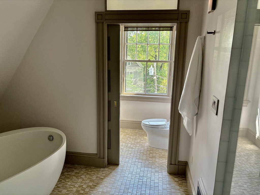 8 Trail St, West Cambridge