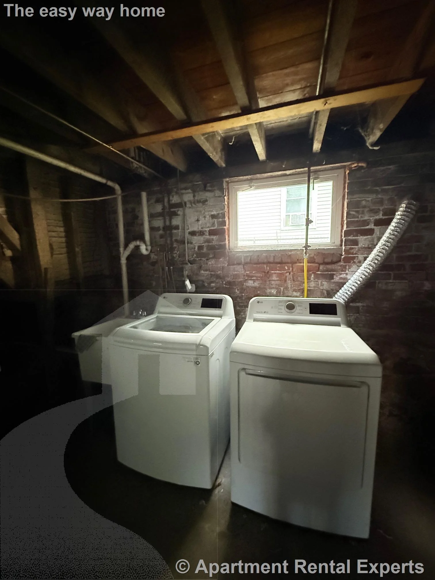 69 Raymond Ave, Tufts