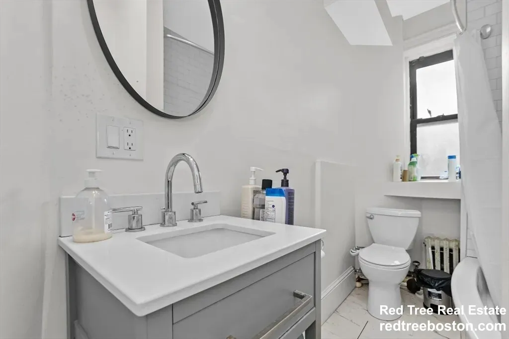 868 Huntington Ave, Mission Hill