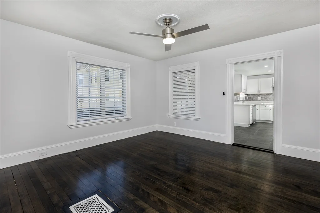 6 Maple Ave, Swampscott