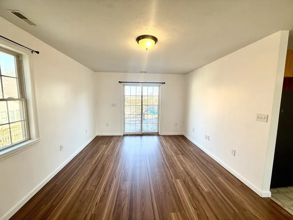 136 Eastford Rd, Southbridge