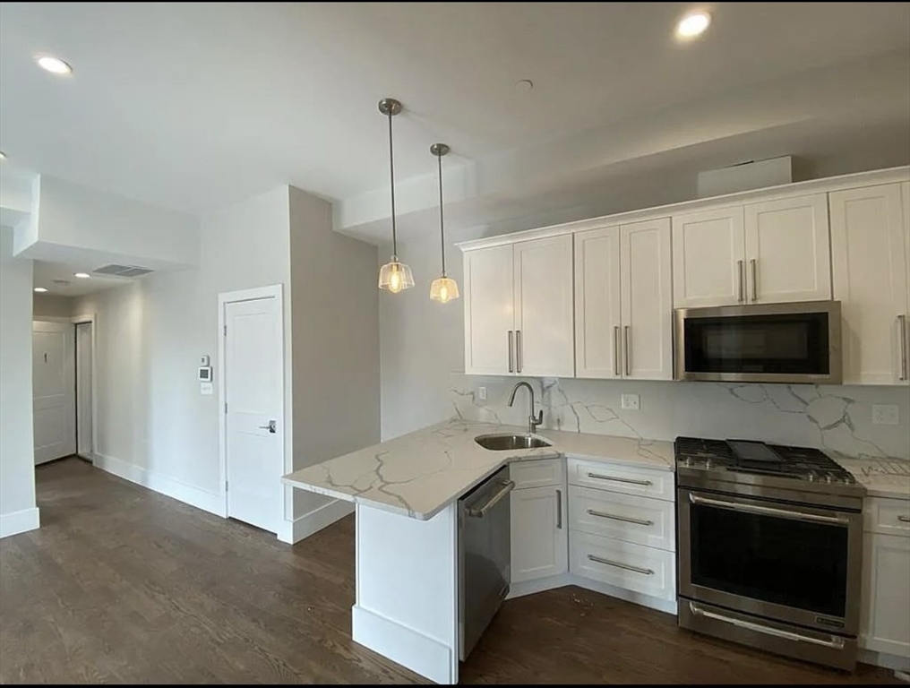 64 Gove St, East Boston