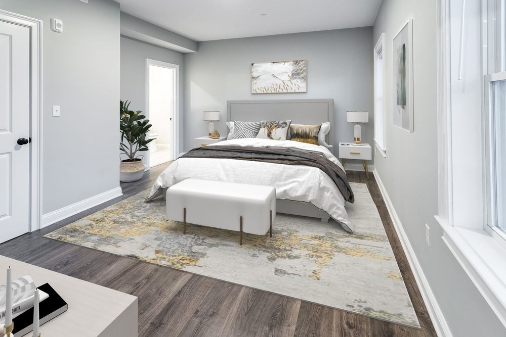 27 Middle St, Waltham