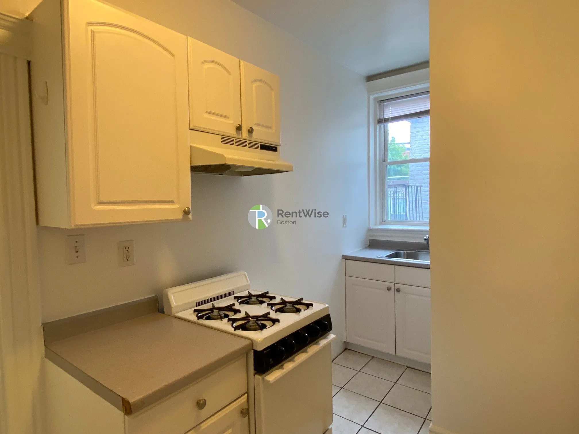 110 Warren St, Brighton