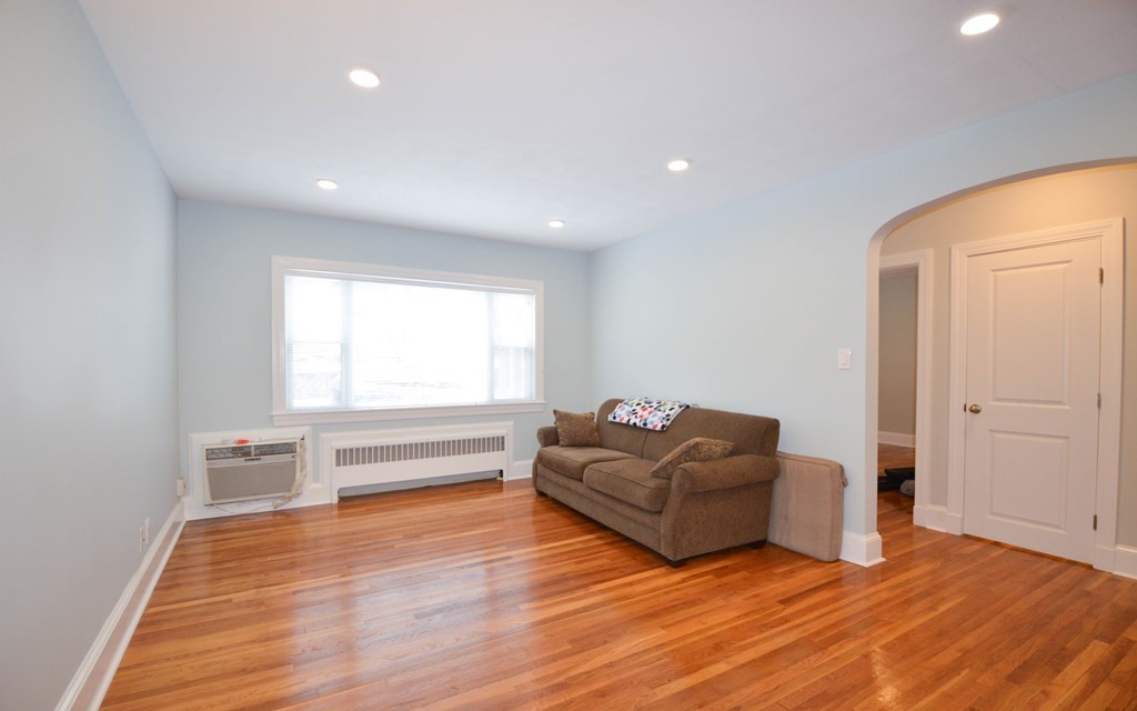 142 Salisbury Rd, Beaconsfield