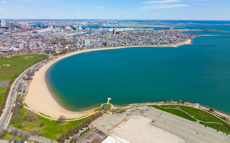 46 Middle St, South Boston