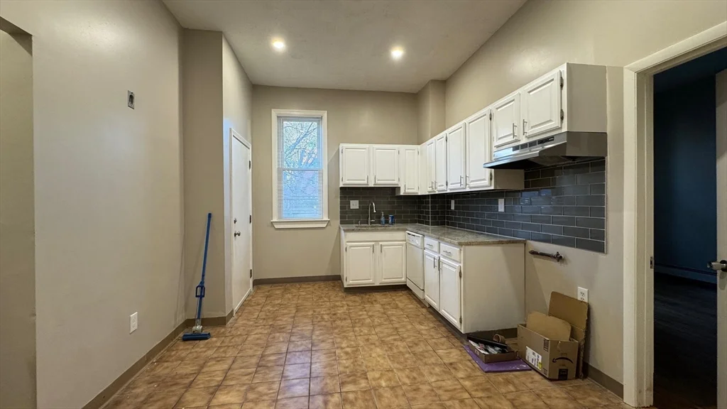 62 River St, Cambridgeport