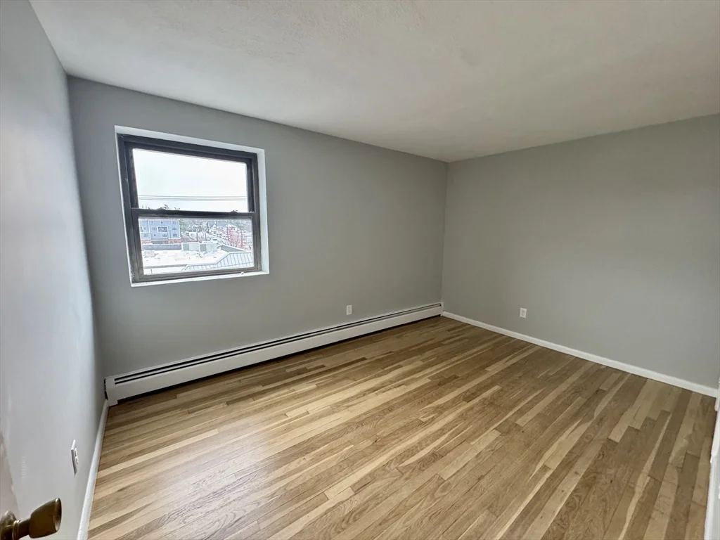 97 Spring St, West Roxbury