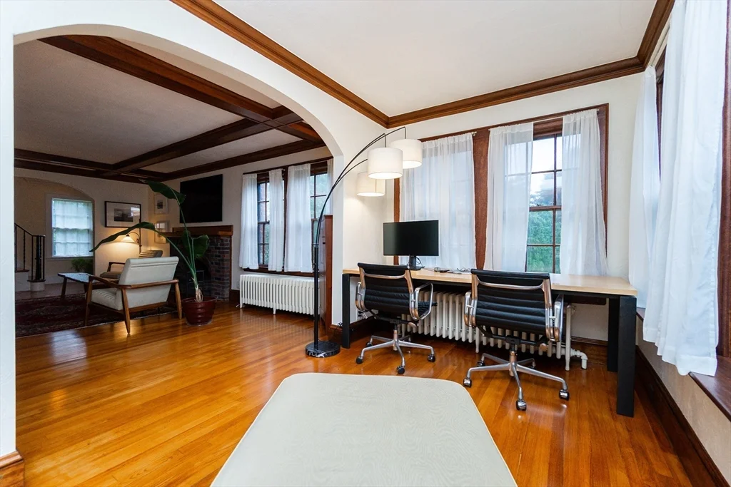 93 Churchill Ave, Arlington