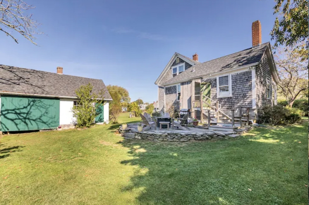 1847 Main Rd, Westport Point