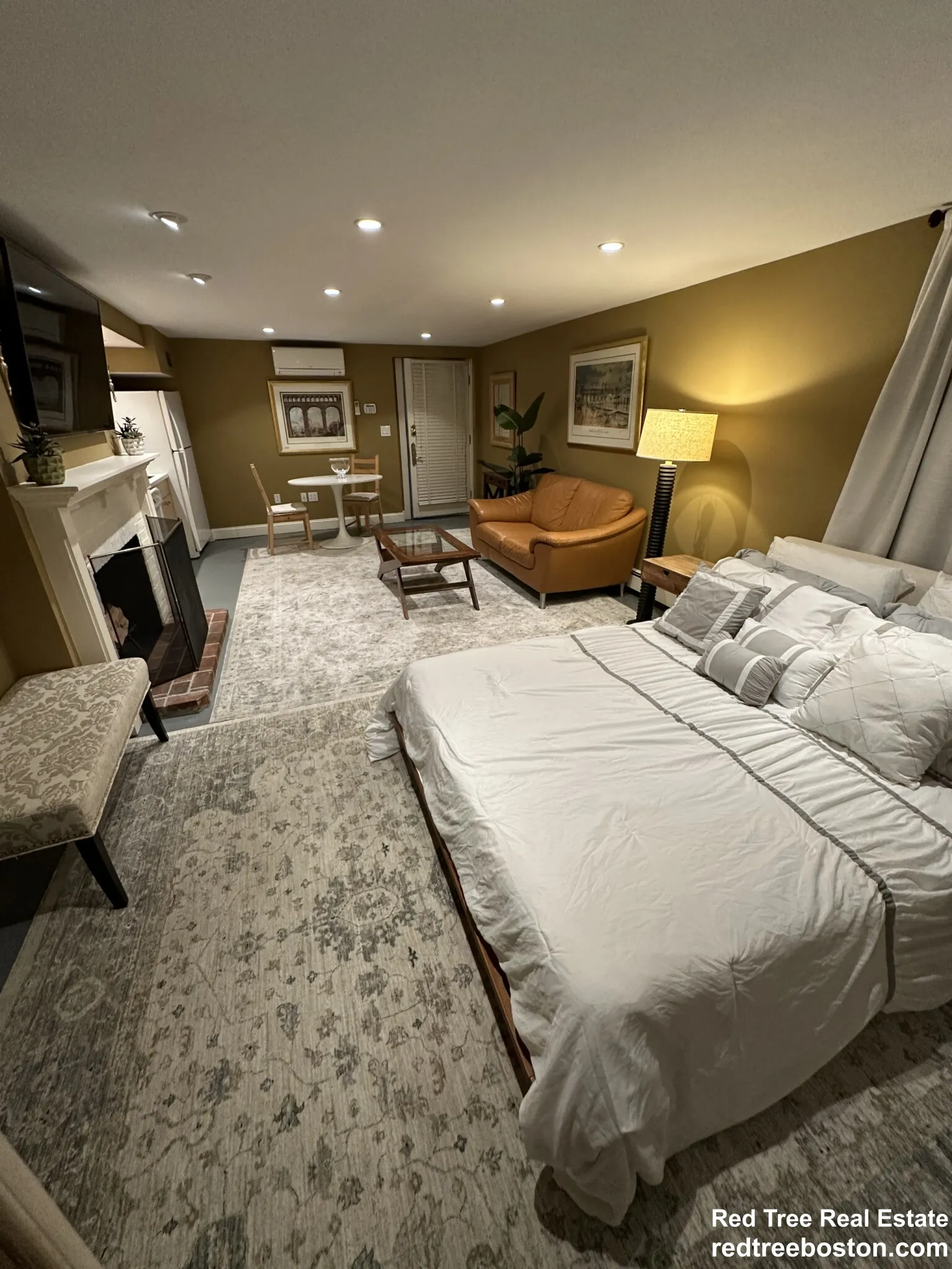 25 Westfield Rd, West Newton