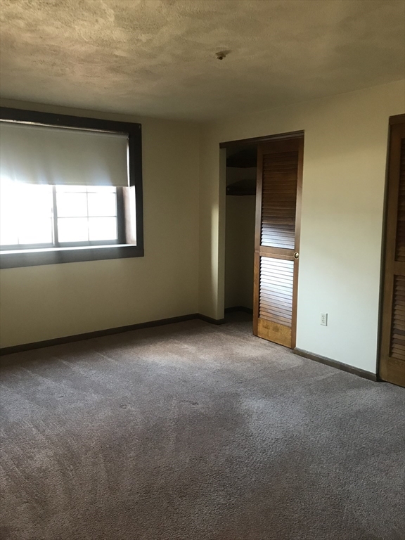 75 Winthrop St, Everett