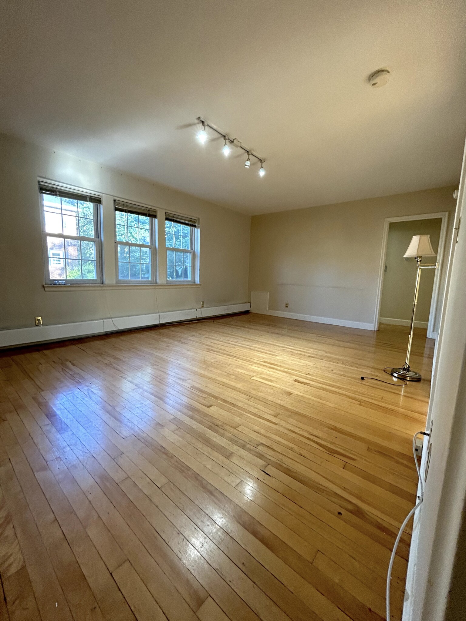 84 Boylston St, Chestnut Hill