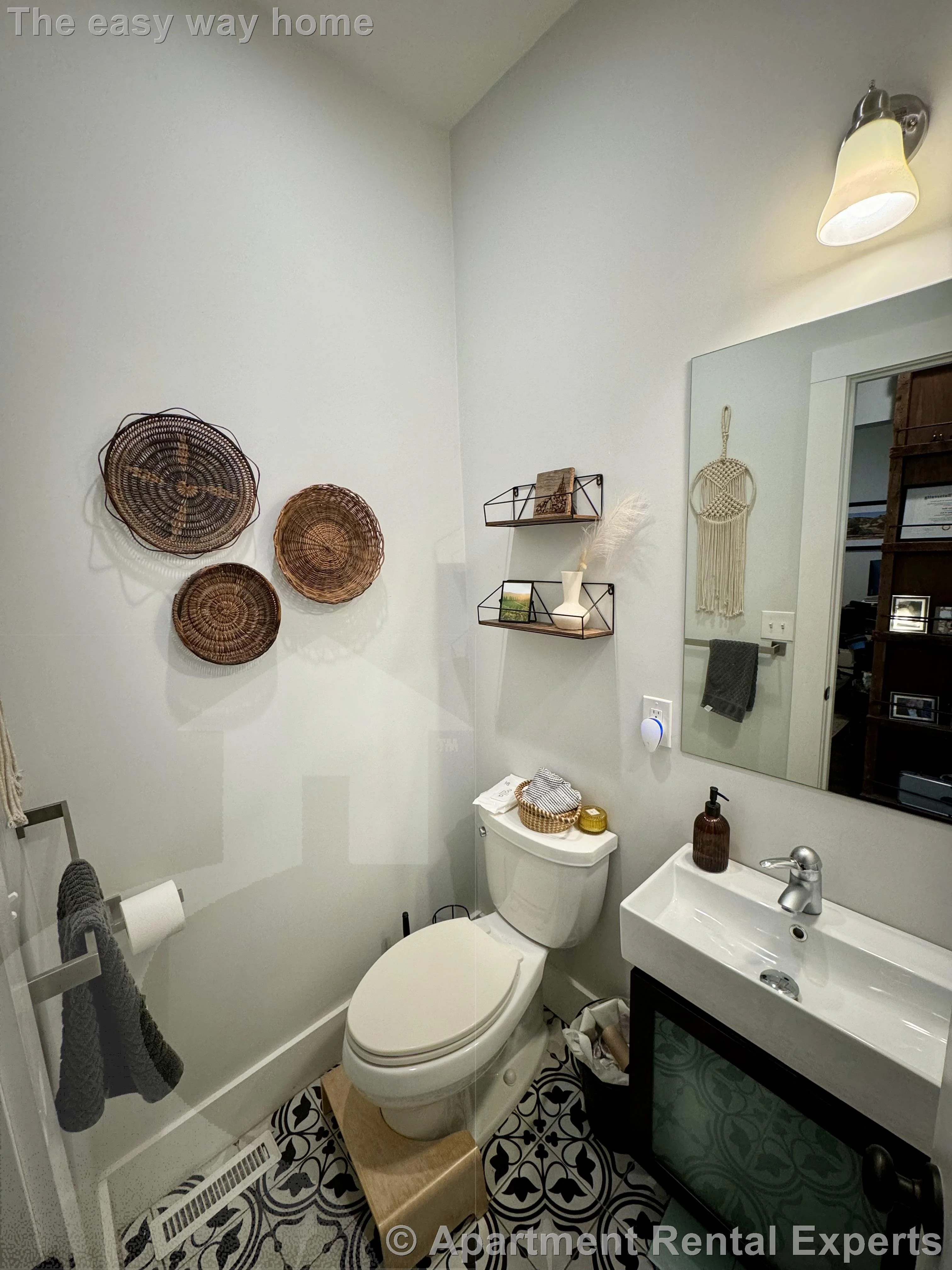 75 Kinnaird St, Central Square