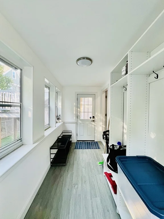 28 Metcalf, Medford