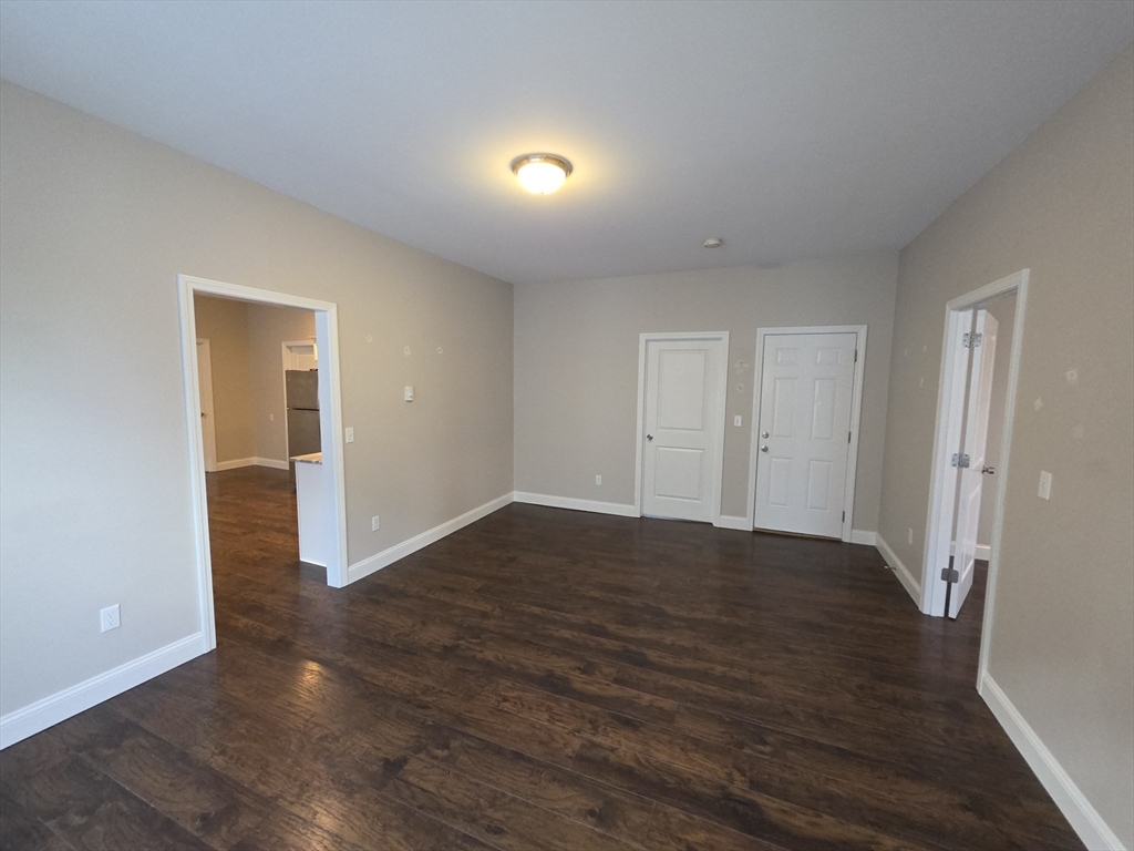 25 Brown Ave, Holyoke