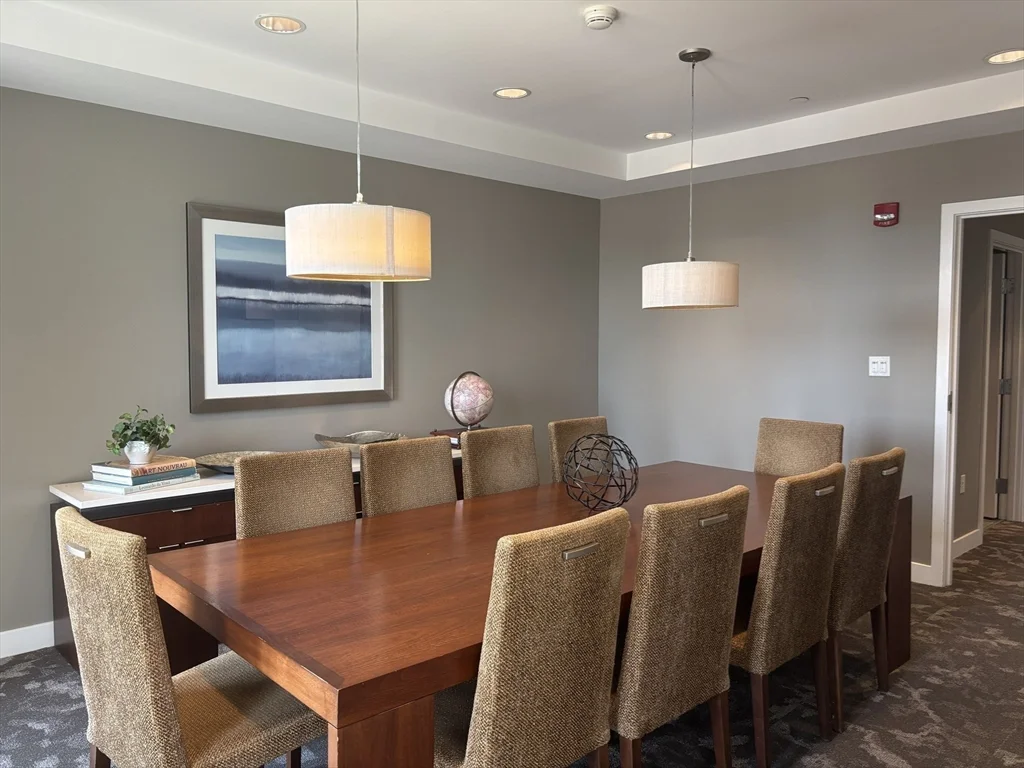 100 Station Landing, Wellington