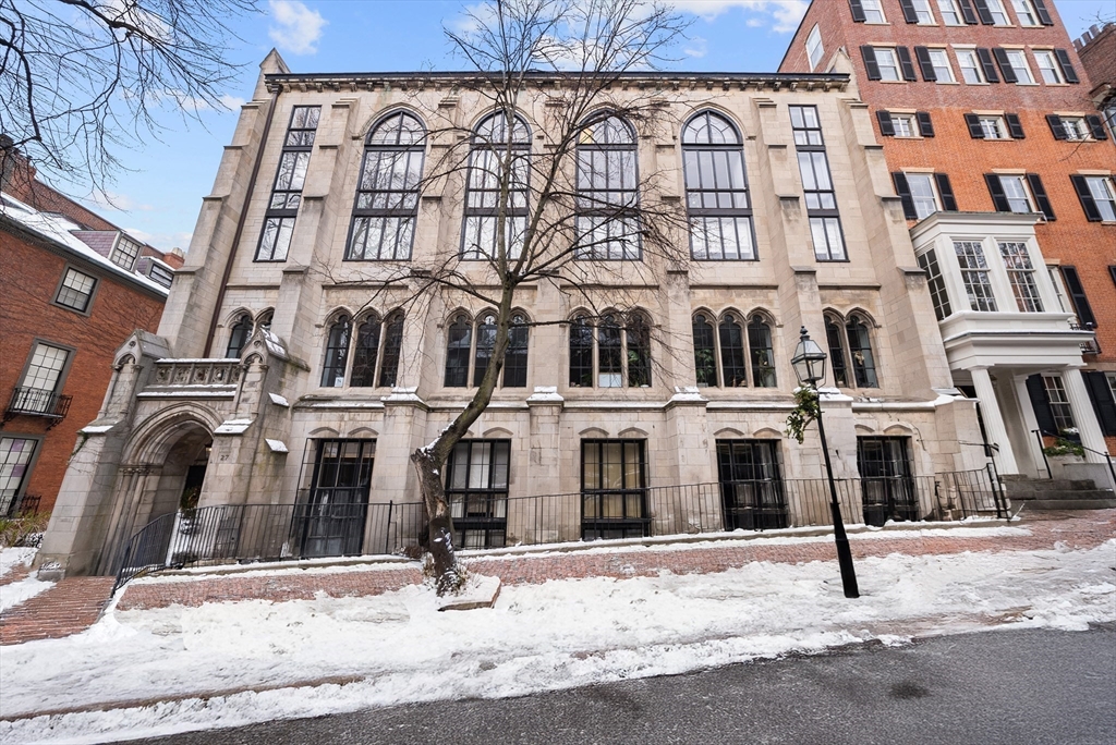 27 Chestnut St, Beacon Hill