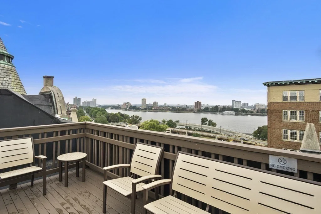 4 Charlesgate E, Back Bay