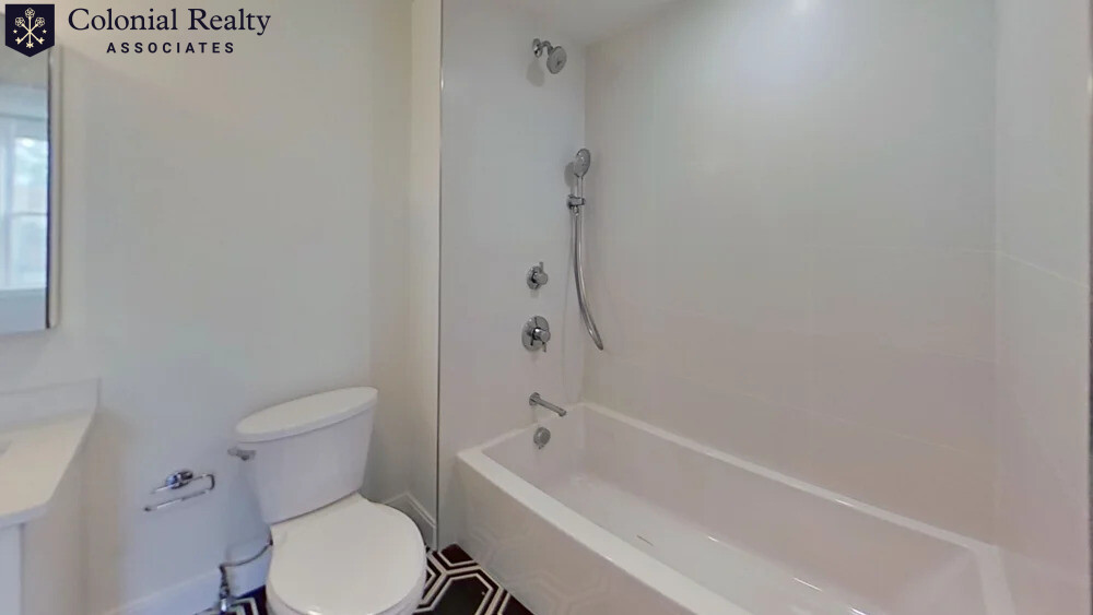 93 George St, Roxbury