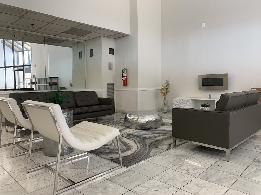 382 Ocean Ave, Revere