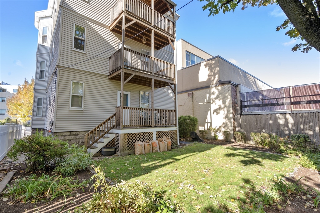 811 Somerville Ave, North Cambridge