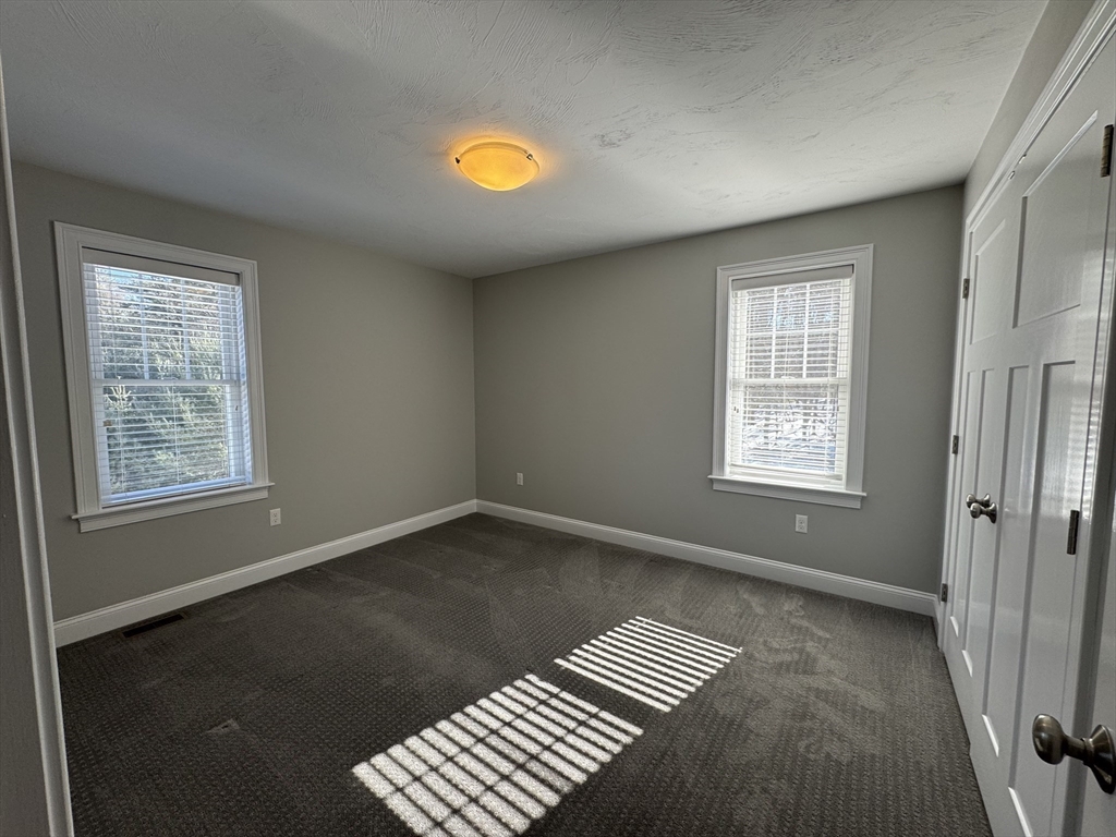 290 Thompson St, Middleboro