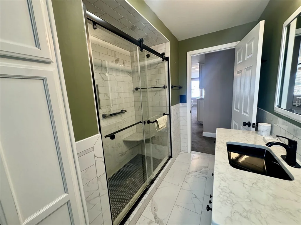 789 Mt Pleasant, Northwest