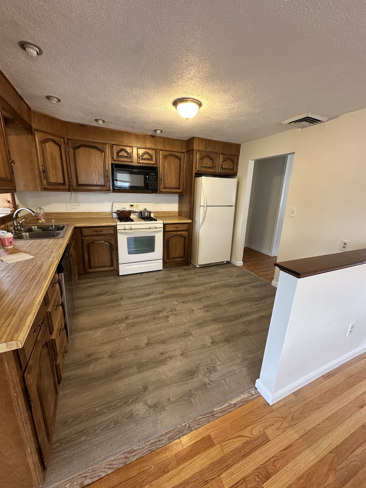 7 Heritage Way, Burlington