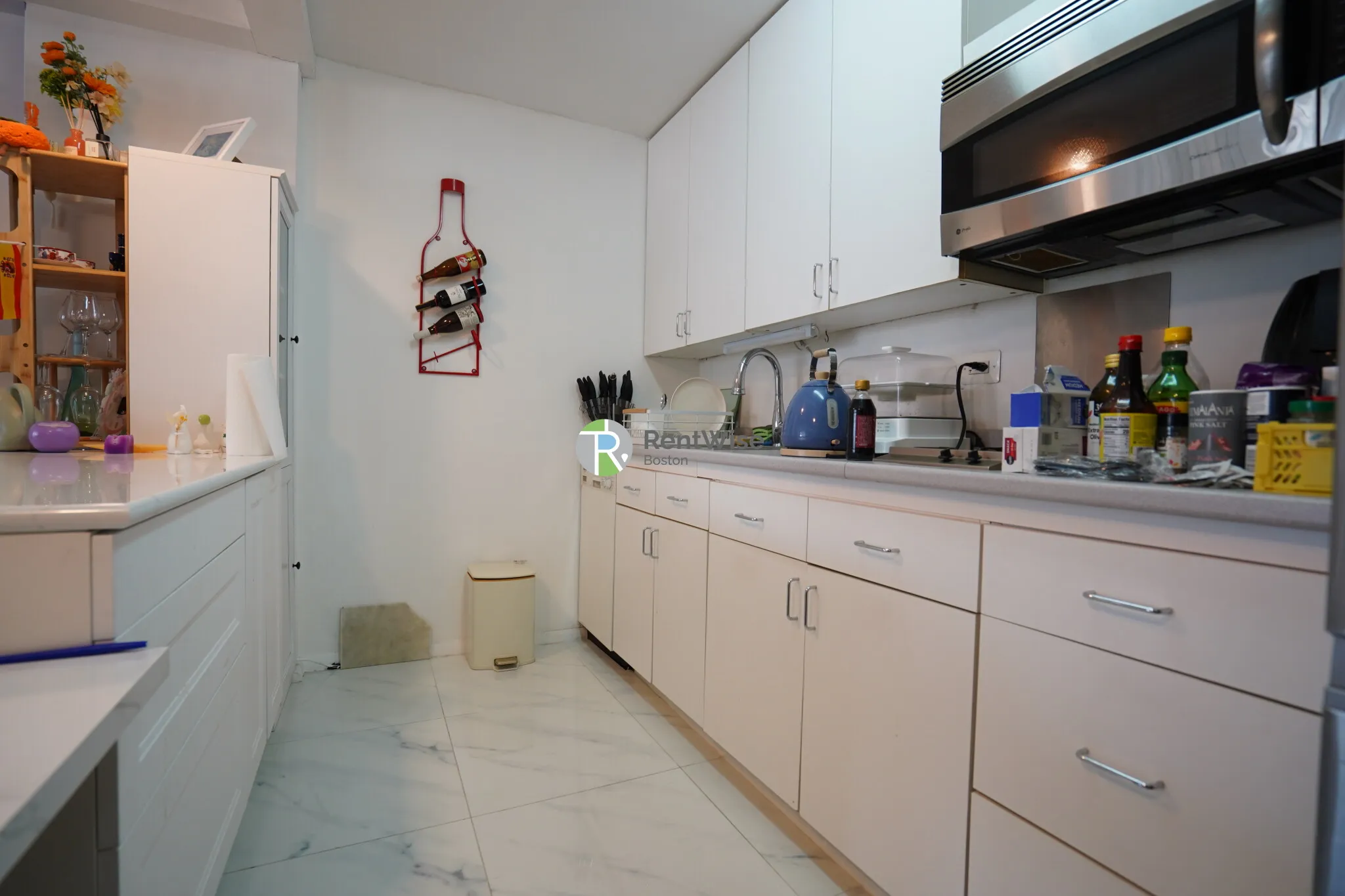 6 Whittier Pl, West End