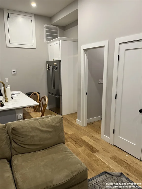 536 E Broadway, South Boston